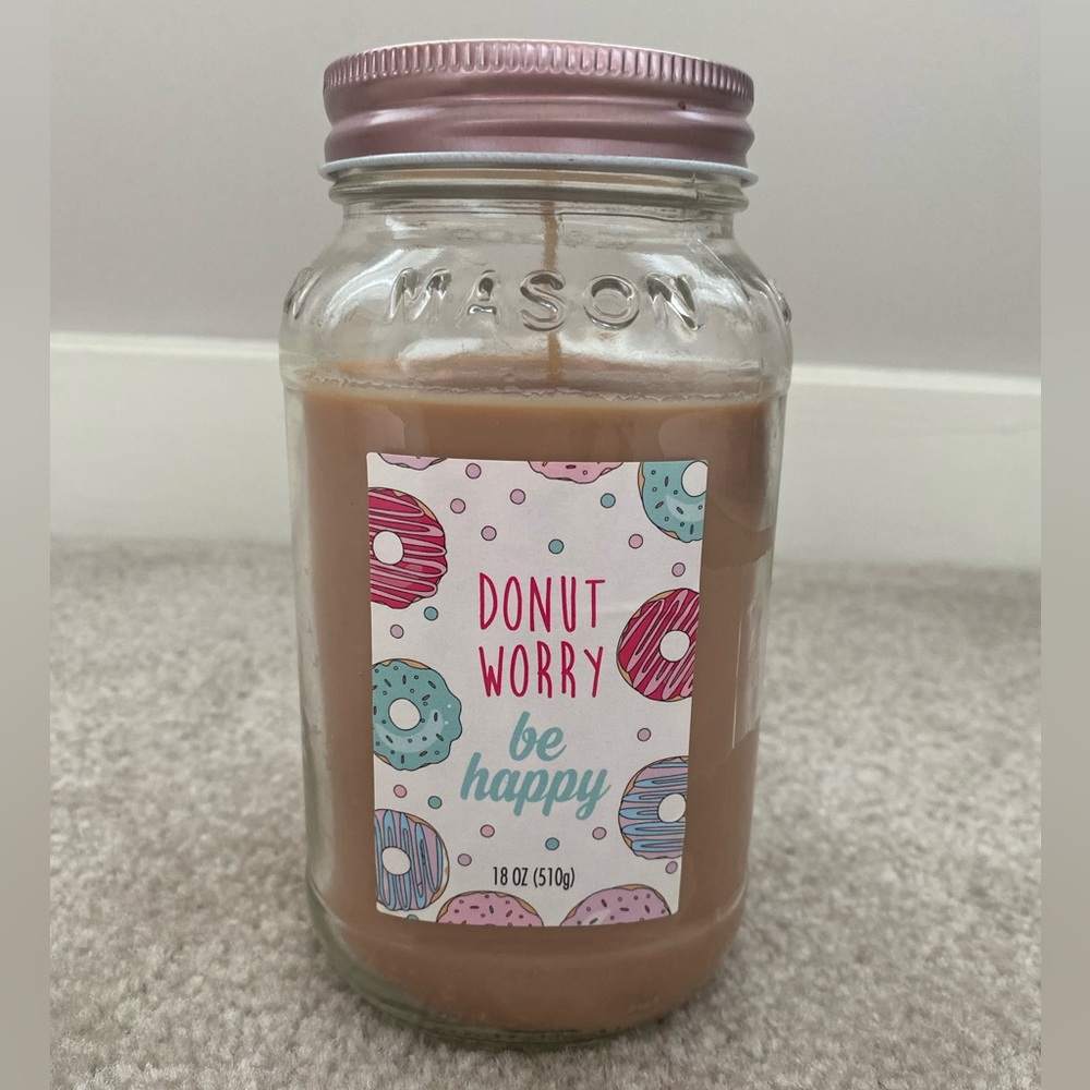 Never Used* Candle “Donut worry be happy” - Picture 1 of 3